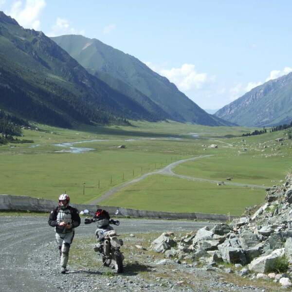 Motorradreisen Asien Almaty Attraktionen Erholung